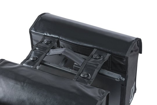 Basil Tas dubbel Bas Urban Load MIK 2.0 48/53ltr 18325 Black - Afbeelding 4